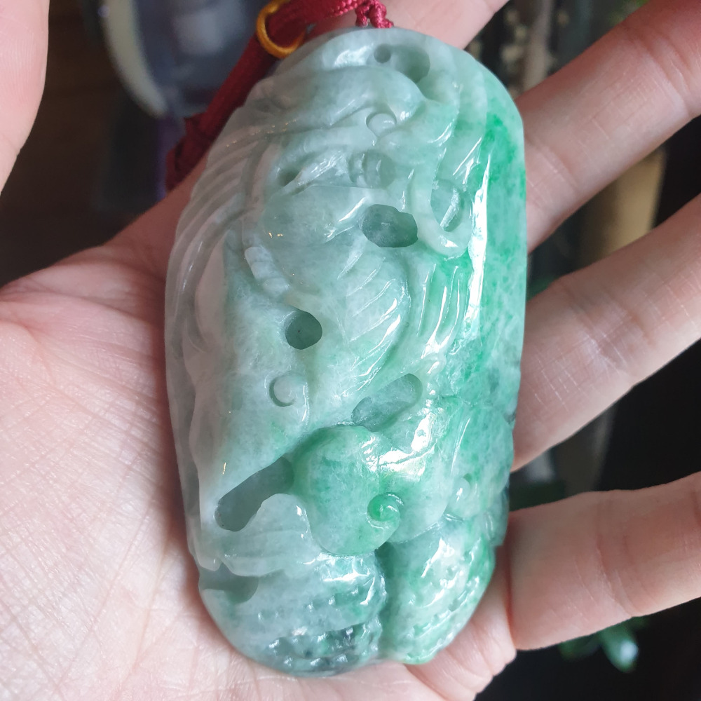 逸品軒~天然緬甸玉A貨-R1952-龍如意手把件 長89.7mm寬49.3mm厚27.9mm 金龍如意祥雲,寓意事事如-細節圖3