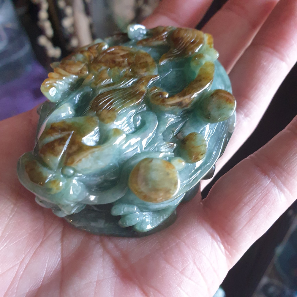 逸品軒~天然緬甸玉A貨-R1953-雙色龍龜擺件手把件 長73mm寬53mm厚29.2mm 顏色漂亮。 龍的九子之一-細節圖7