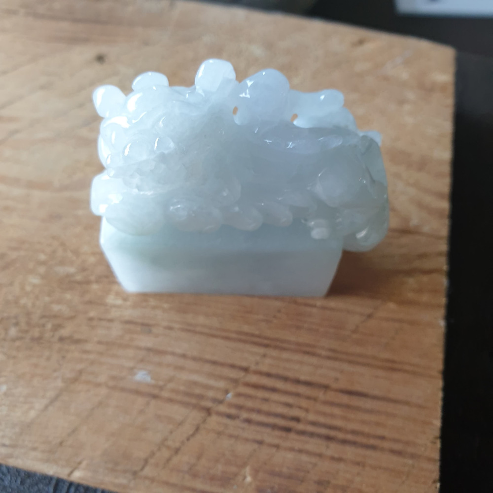 逸品軒~天然緬甸玉A貨-R1960-招財貔貅印章/擺件(附陸證) 高47mm寬49.3mm厚18.1mm 水頭好-細節圖3