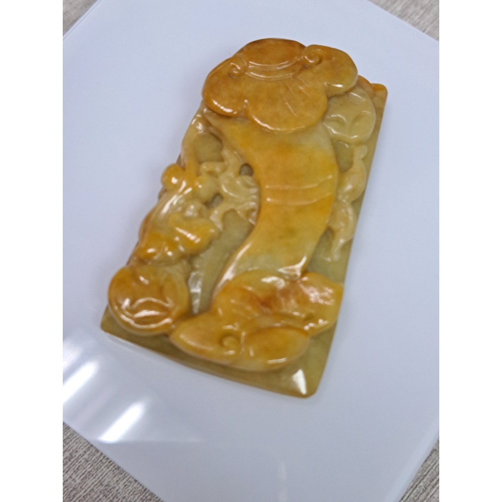 逸品軒天然緬甸玉A貨-Z5932-黃翡如意鼠來寶墜子 長60.4mm寬36.5mm厚10.7mm 💰特價1980元-細節圖3