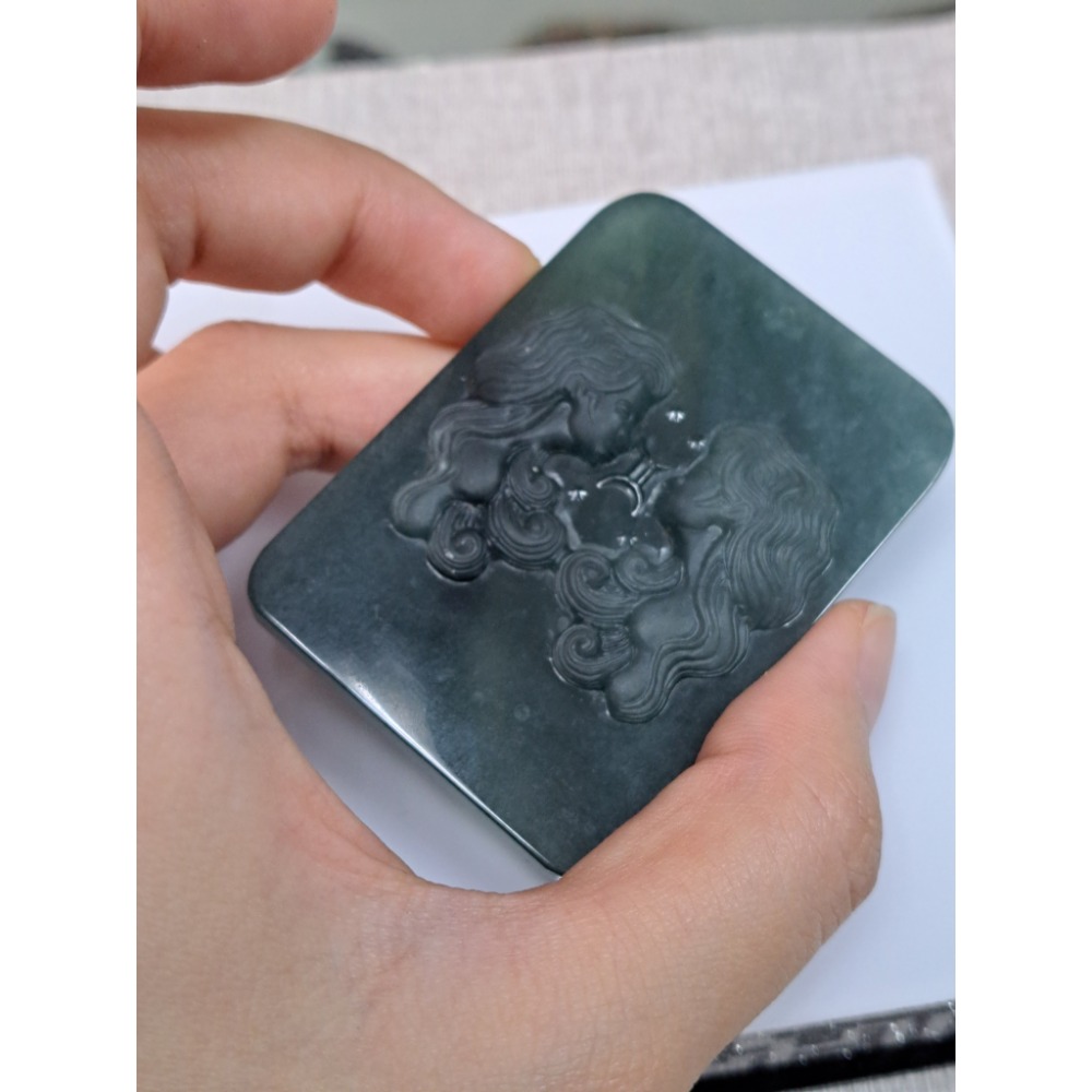 逸品軒~天然玉A貨-Z5939-瓜料星座牌雙子座墜子 長60mm寬43.3mm厚9.5mm 💰特價1800元 ⚠️購買-細節圖4