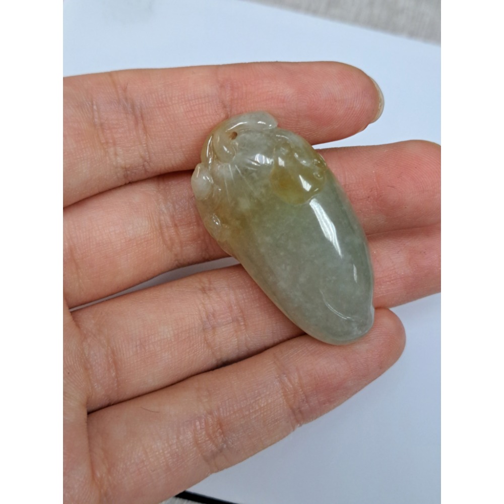 逸品軒～天然緬甸玉A貨-Z5945-冰糯福瓜墜子 長39mm寬20.7mm厚9.8mm 💰特價999元 • 福瓜寓意多-細節圖3