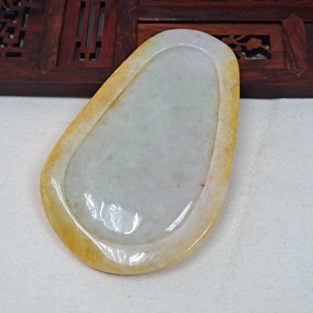 逸品軒~天然緬甸玉A貨-Z5975-黃翡山水貴人墜子 長79.8mm寬52mm厚10.8mm 💰特價2380元 🍀黃-細節圖4