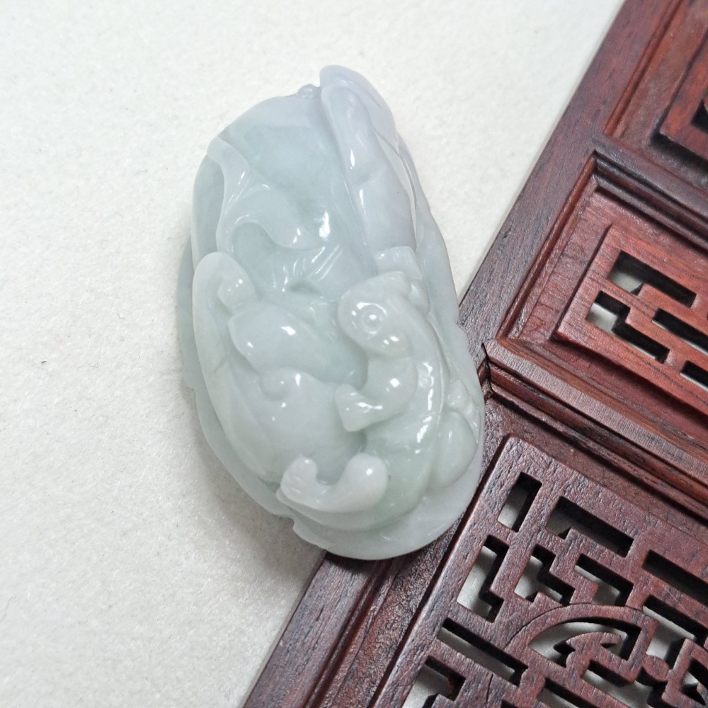 逸品軒～天然緬甸玉A貨-Z5991-細糯蠄龍墜子- 長49.2mm寬27.3mm厚14.8mm ♥️特價999元 🔸️-細節圖2