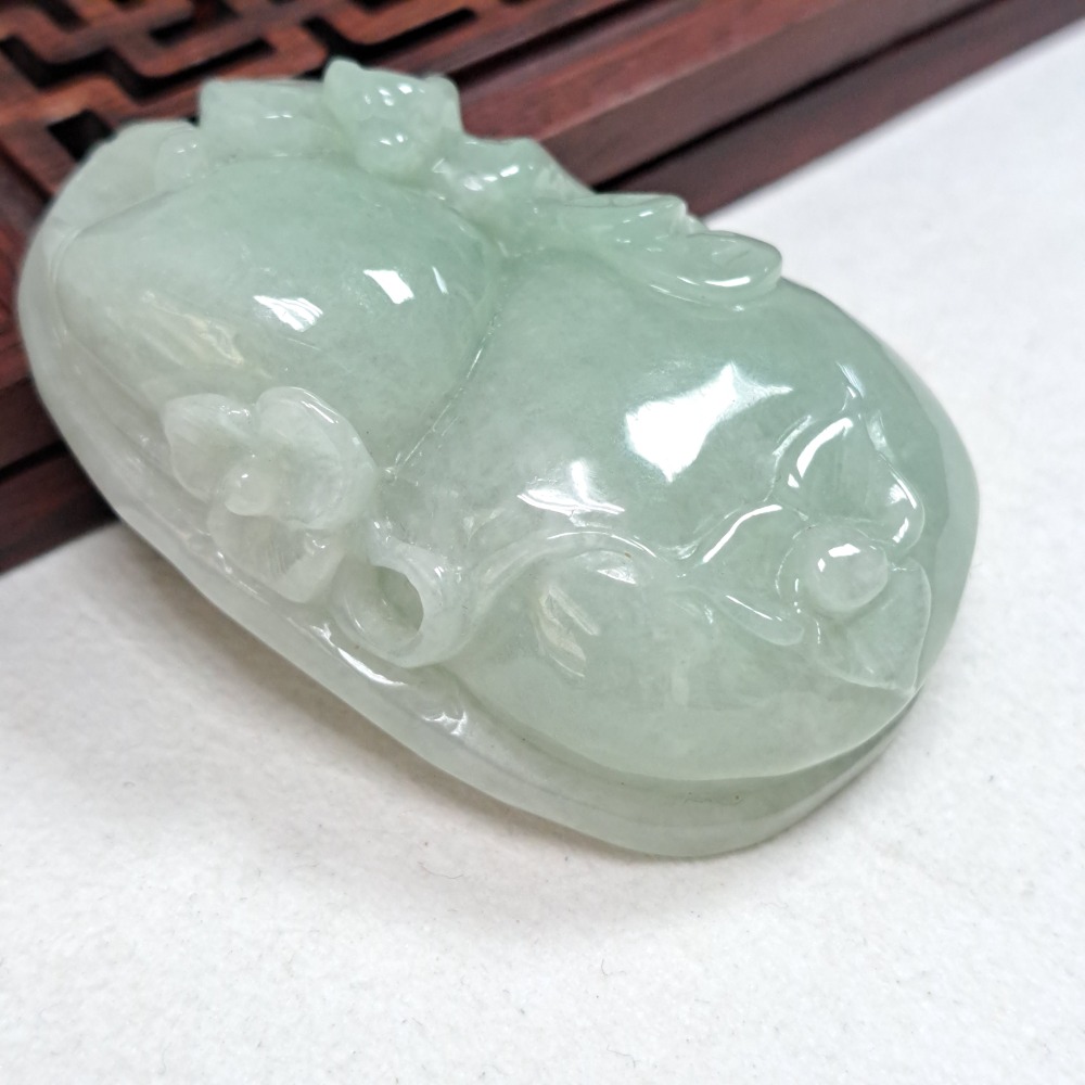 逸品軒～天然緬甸玉A貨-Z6014-淡綠葫蘆墜子 長63.1mm寬42.5mm厚22mm 💰特價2380元 ▪️翡翠葫-細節圖3