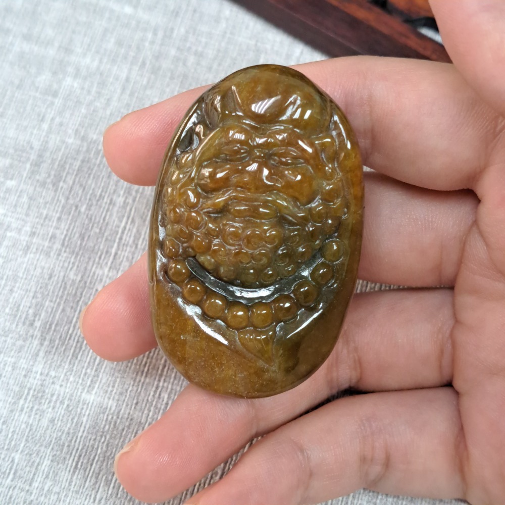 逸品軒～天然緬甸玉A貨-Z6025-黃翡鍾馗墜子- 長約51.6mm 寬約33mm 厚約17.5mm 💰特價2200元-細節圖2
