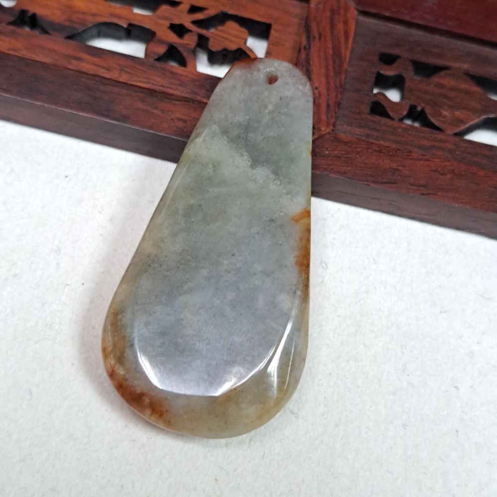 逸品軒～天然緬甸玉A貨-Z6037-灰紫帶紅翡墜子 長49.5mm寬25.1mm厚8.7mm 💰特價888元 🔸️顏-細節圖6