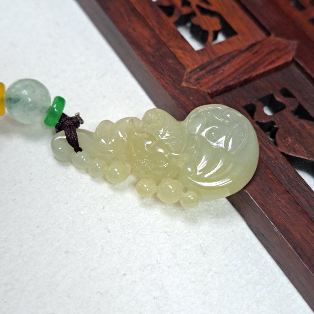 逸品軒~天然緬甸玉A貨-Z6041-細糯黃翡福在眼前墜子 長36.5mm寬18mm厚5.2mm 💰特價1380元-細節圖4