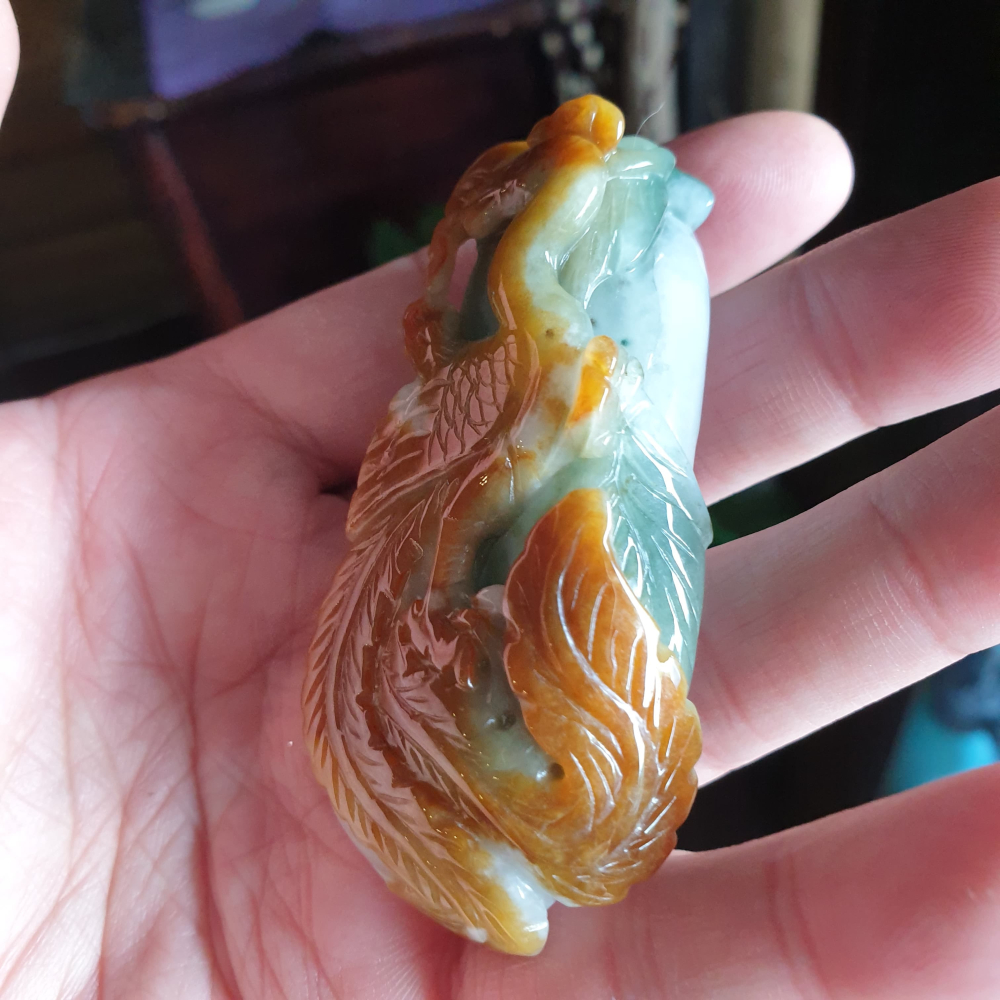 逸品軒~天然緬甸玉A貨-R1994-蜜糖黃翡帶飄花鳳凰墜子 長73.3mm寬36.5mm厚17.3mm 玉質細膩-細節圖8