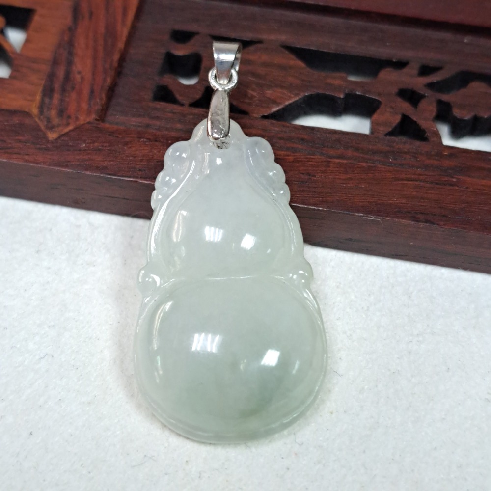 逸品軒～天然緬甸玉A貨-Z6052-冰糯葫蘆墜子 長31.8mm寬18.1mm厚5.8mm 💰特價500元 ▪️翡翠葫-細節圖4