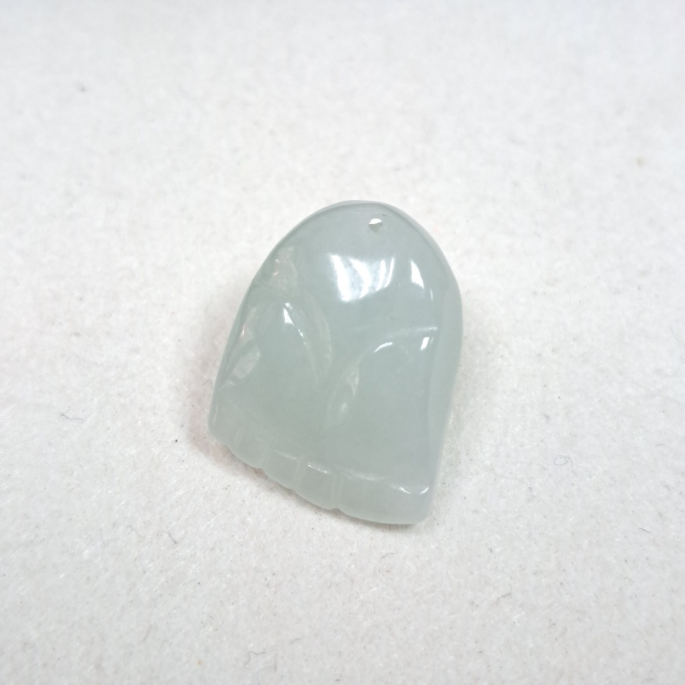 逸品軒～天然緬甸玉A貨-Z6110-冰糯知足常樂墜子 長17.5mm寬13.4mm厚10.8mm 💰特價888元  蜘-細節圖3