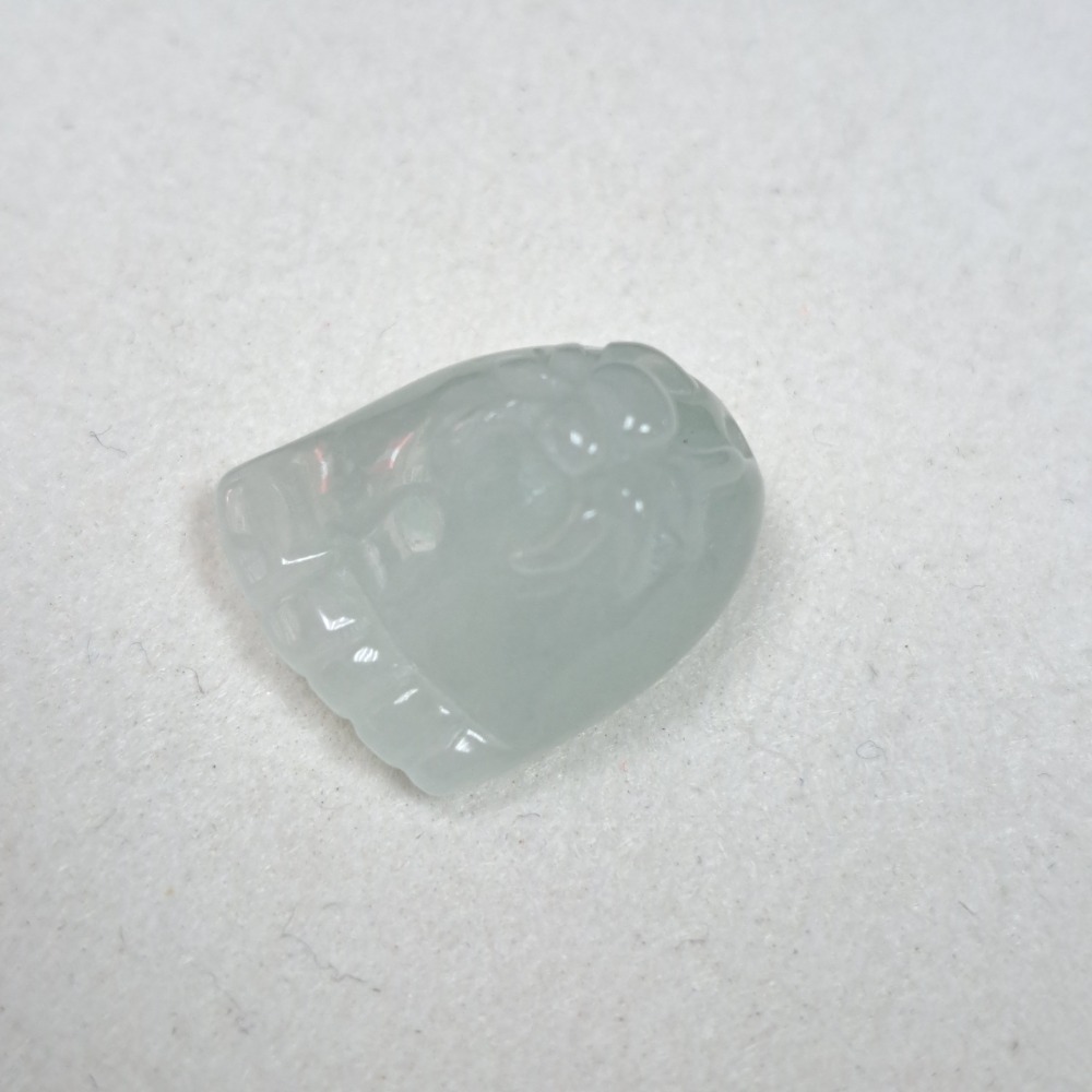 逸品軒～天然緬甸玉A貨-Z6110-冰糯知足常樂墜子 長17.5mm寬13.4mm厚10.8mm 💰特價888元  蜘-細節圖4