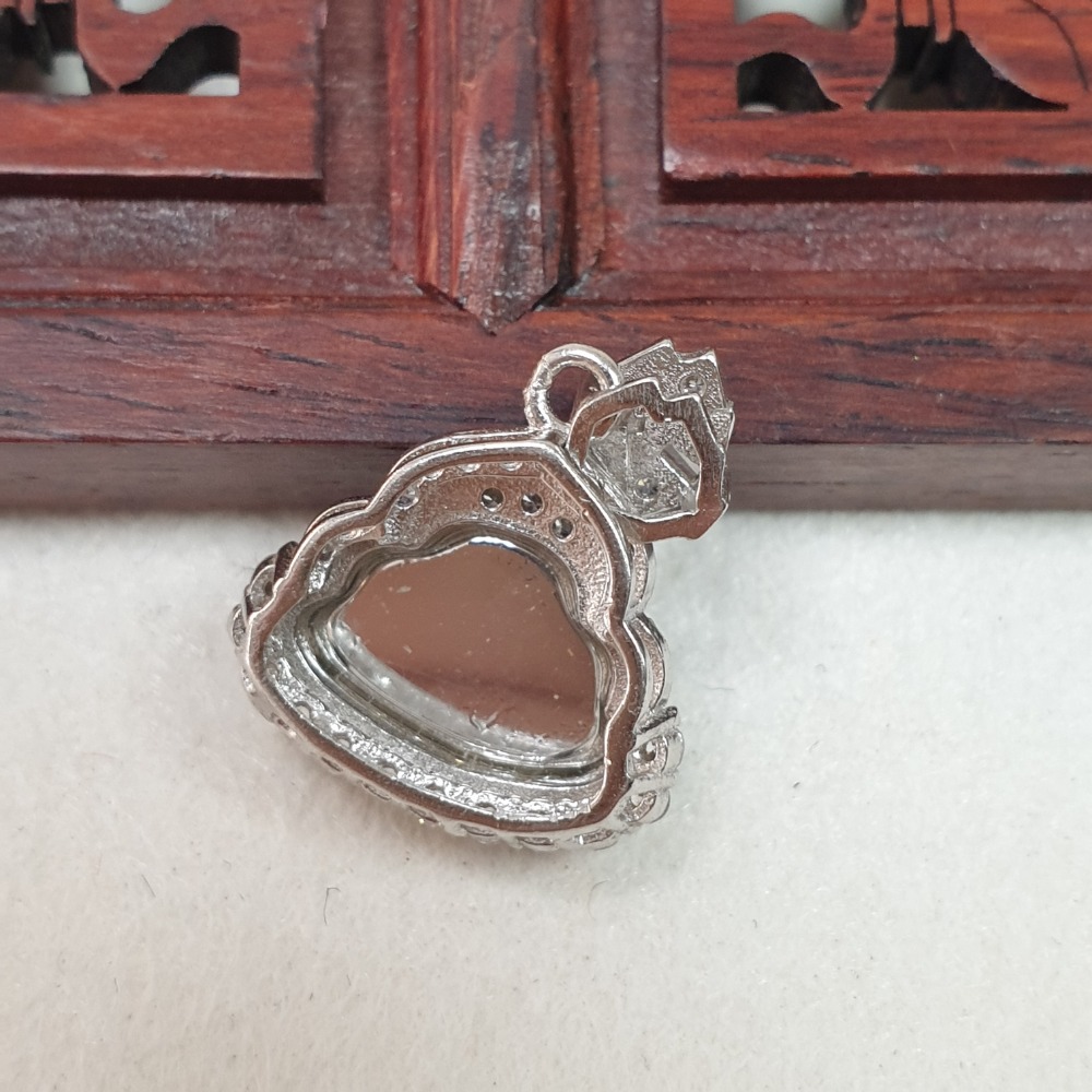 逸品軒～天然玉A貨-Z6144-瓜料佛公小墜子 長8.9mm寬11.7mm厚5.3mm 💰一個特價1980元 🌈福气-細節圖5