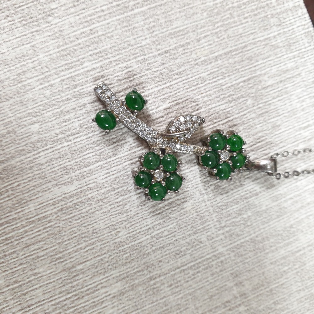 逸品軒～天然緬甸玉A貨-Z6150-925銀綠蛋花墜子 墜子長27.6mm寬16.1mm厚4.5mm 💰特價2880元-細節圖2