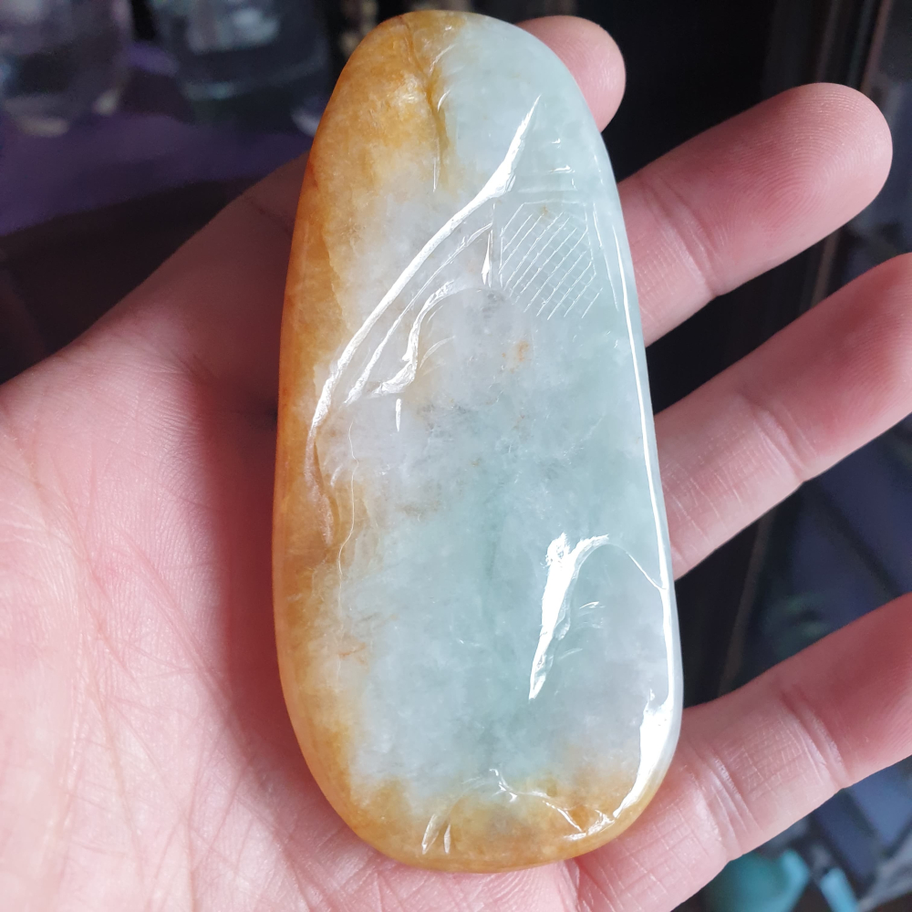 天然緬甸玉A貨-R2006-蜜糖黃翡山水貴人墜子 長89.2mm寬42.5mm厚14.4mm 水頭好、雕工精細、顏色漂亮-細節圖4