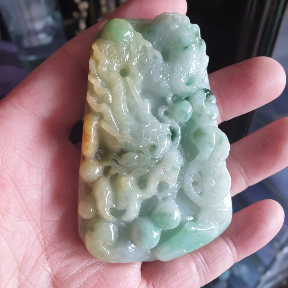 天然緬甸玉A貨-R2007-飄花黃翡龍墜子 長79.6mm寬51mm厚12.9mm 顏色鮮豔，糯種二爪龍。 龍是權勢，高-細節圖4