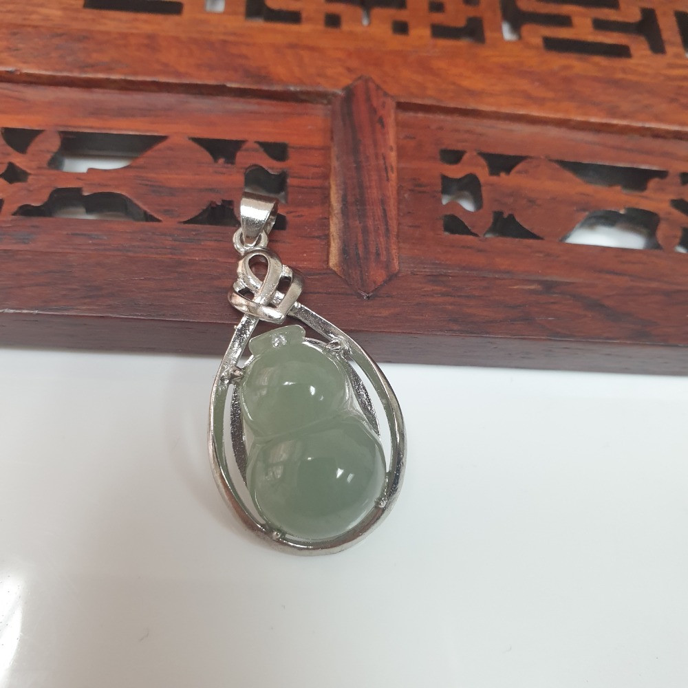 逸品軒～天然緬甸玉A貨-Z6225-葫蘆墜子  長18.7mm寬12.2mm厚7.2mm  💰特價500元-細節圖5