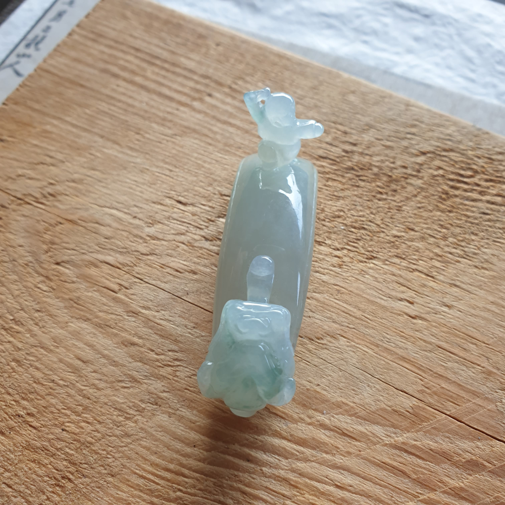 逸品軒~天然緬甸玉A貨-R2060-冰飄花望子成龍小擺件/手排 長50.7mm寬16.4mm厚20mm 種水佳，小巧可愛-細節圖5