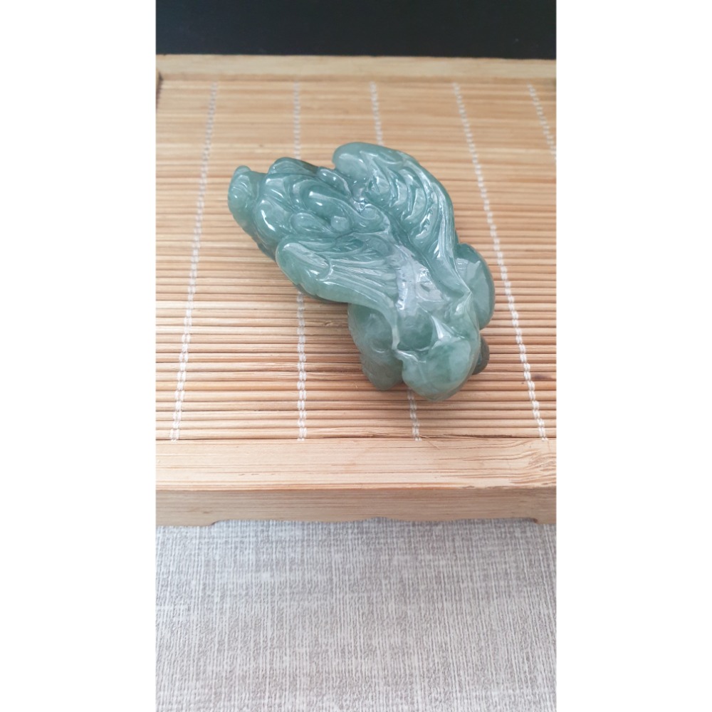 逸品軒～天然緬甸玉A貨-Z6249-油青飛天貔貅(天祿)墜子/小擺件 長54.2mm寬33.7mm厚15.1mm 💰特-細節圖3