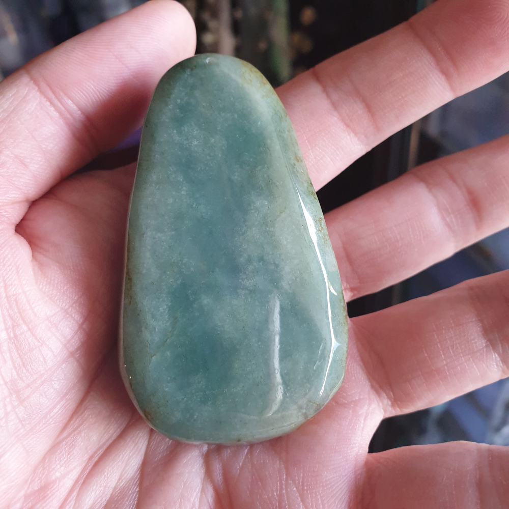 逸品軒~天然緬甸玉A貨-R2113-雙色鳳凰墜子 長66.9mm寬38.1mm厚14.7mm 水頭好，巧色巧雕，小巧精緻-細節圖6