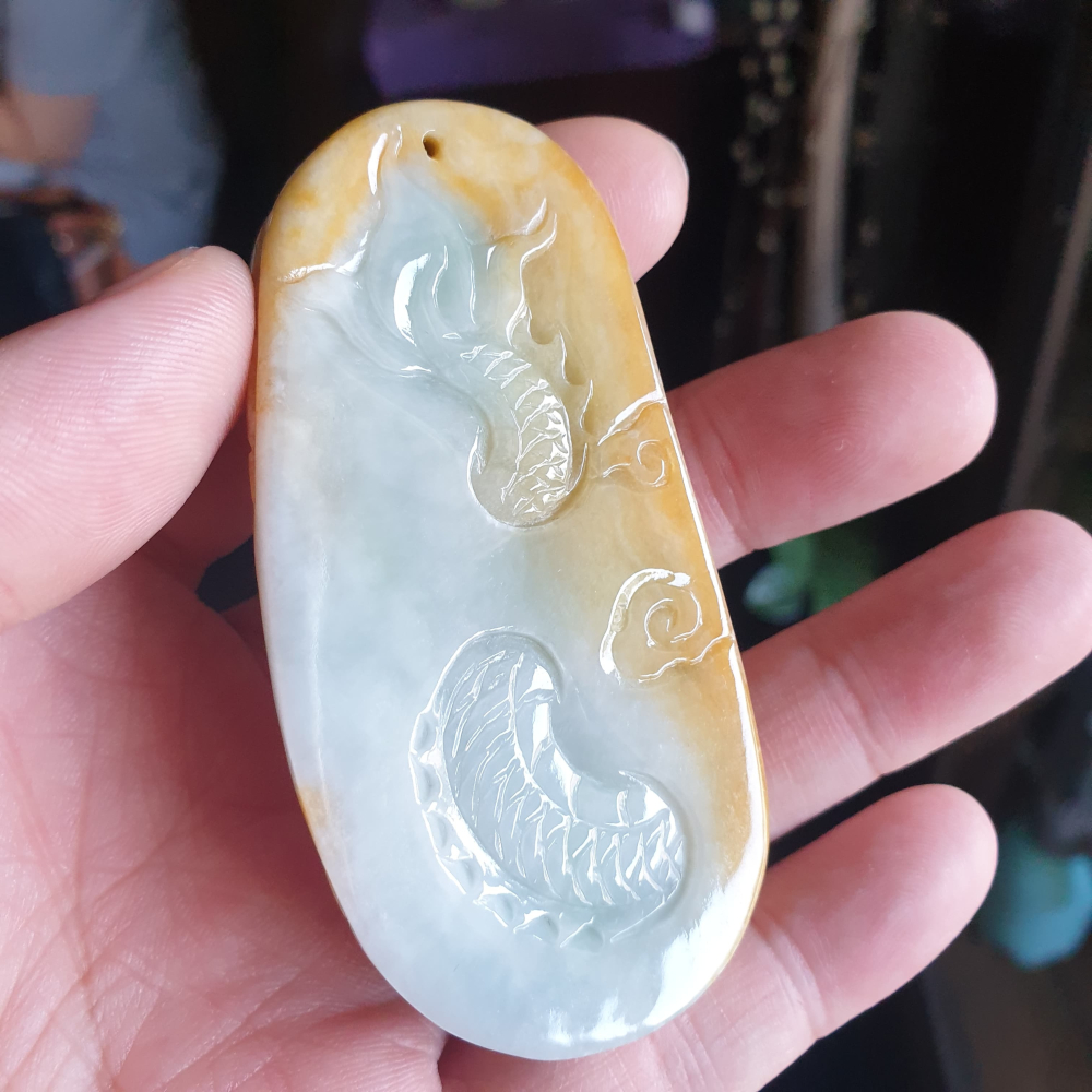 逸品軒～天然緬甸玉A貨-R2115-黃翡神龍護主墜子 長78.8mm寬38.5mm厚17mm 黃翡滿色，顏色亮麗，三爪-細節圖4