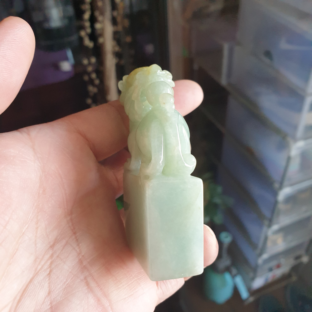 逸品軒～天然緬甸玉A貨-R2120-回頭麒麟印章/擺件 長69.7mm寬41.7厚18.1mm 雕刻有巧思，顏色好看，麒-細節圖3