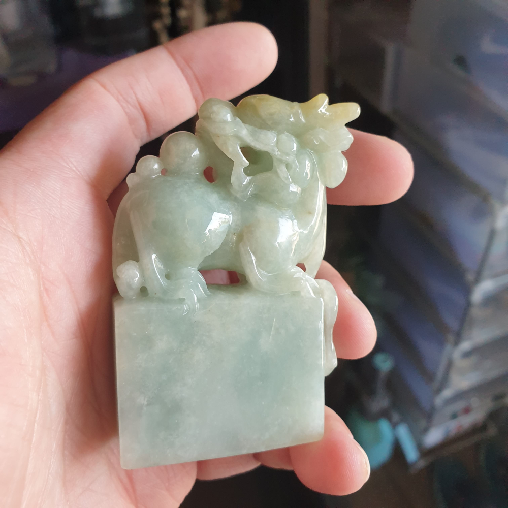 逸品軒～天然緬甸玉A貨-R2120-回頭麒麟印章/擺件 長69.7mm寬41.7厚18.1mm 雕刻有巧思，顏色好看，麒-細節圖5