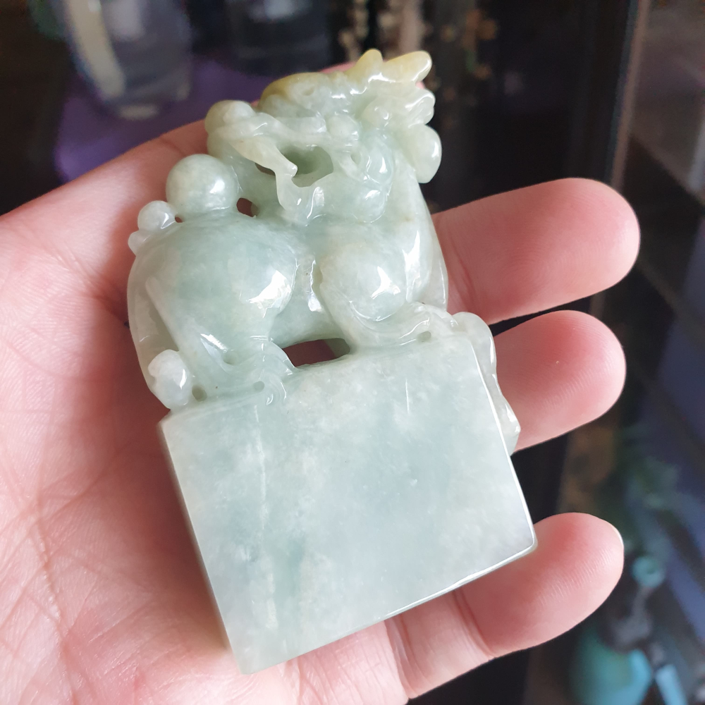 逸品軒～天然緬甸玉A貨-R2120-回頭麒麟印章/擺件 長69.7mm寬41.7厚18.1mm 雕刻有巧思，顏色好看，麒-細節圖7