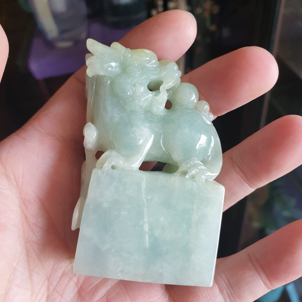 逸品軒～天然緬甸玉A貨-R2120-回頭麒麟印章/擺件 長69.7mm寬41.7厚18.1mm 雕刻有巧思，顏色好看，麒-細節圖8