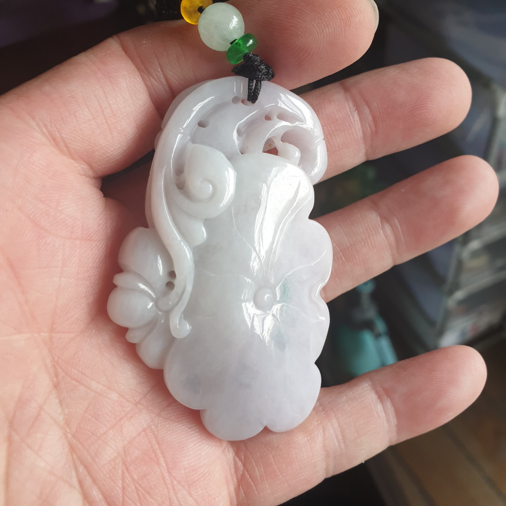 逸品軒~天然緬甸玉A貨-R2129-紫羅蘭蜻蜓荷葉墜子 長65mm寬39.9mm厚14.5mm 水頭好，玉質細膩。-細節圖6