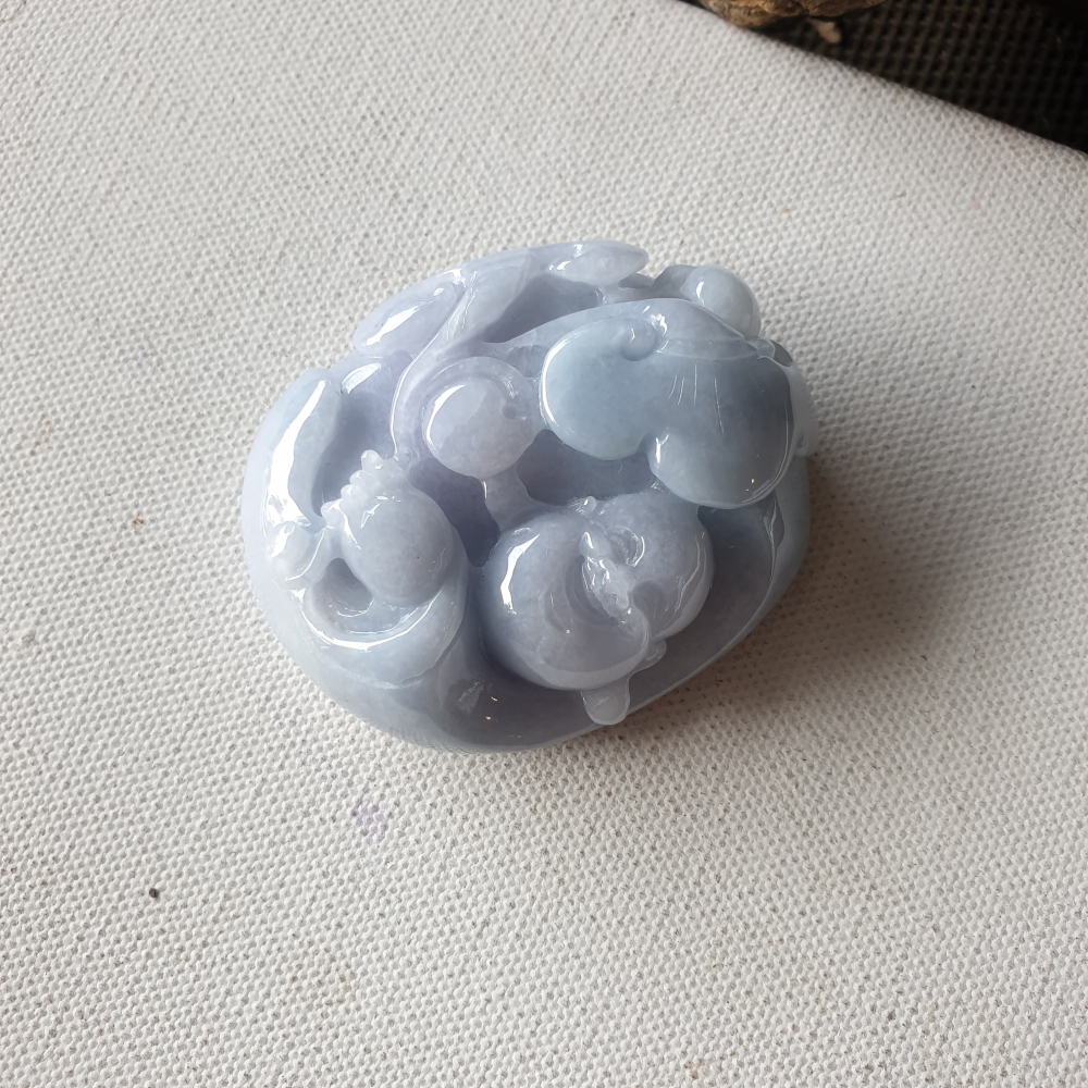 逸品軒~天然緬甸玉A貨-R2131-細糯紫羅蘭彌勒佛墜子 長54m寬45.8mm厚19.6mm 玉質細膩，滿紫顏色漂亮-細節圖4