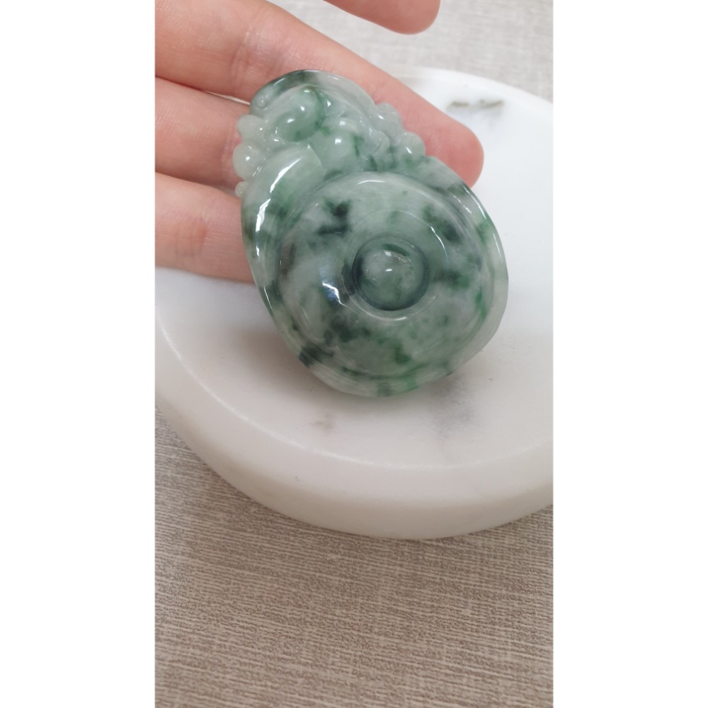 逸品軒～天然緬甸玉A貨-Z6267-飄花貔貅如意墜子  長56.8mm寬40.1mm厚16.5mm  💰特價999元-細節圖3