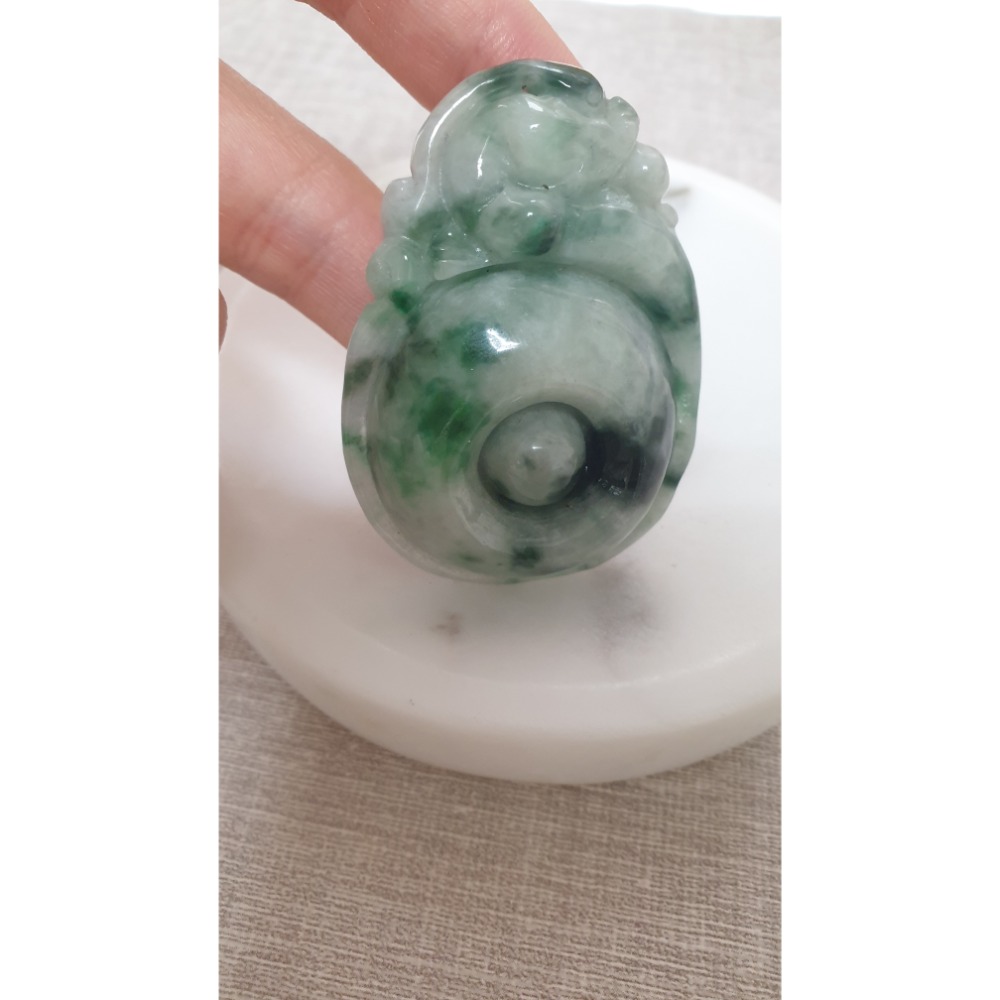 逸品軒～天然緬甸玉A貨-Z6267-飄花貔貅如意墜子  長56.8mm寬40.1mm厚16.5mm  💰特價999元-細節圖4