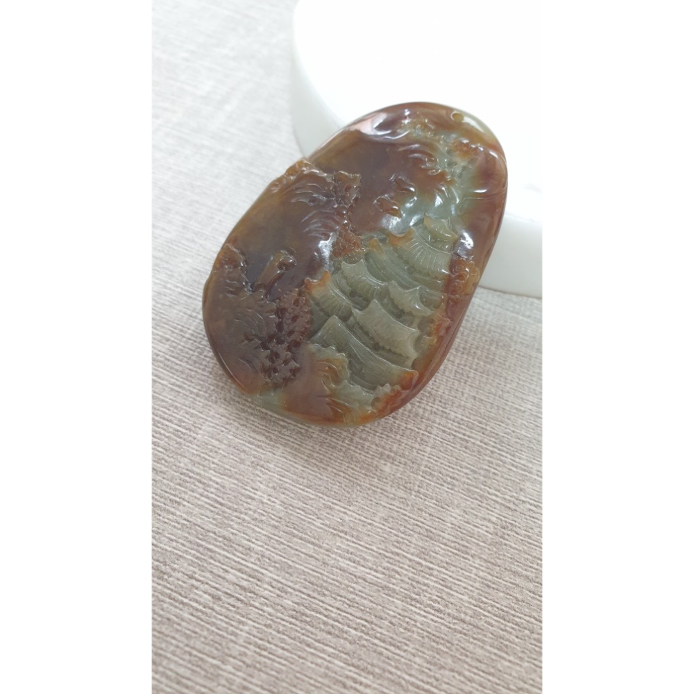 逸品軒～天然緬甸玉A貨-Z6270-黃翡山水墜子  長58mm寬40.4mm厚7.1mm  💰特價1800元  🔆雕-細節圖4