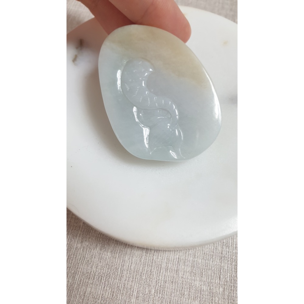 逸品軒～天然緬甸玉A貨-Z6272-細糯龍牌墜子  長52.5mm寬38.6mm厚12mm  💰特價1980元-細節圖3