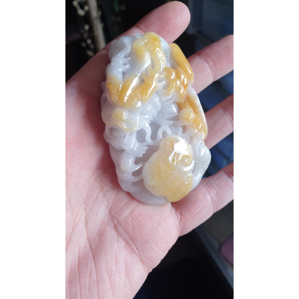 逸品軒~天然緬甸玉A貨-R2168-小三彩如意龍牌墜子 長76.5mm寬50mm厚20.2mm 糯種，顏色漂亮。-細節圖3