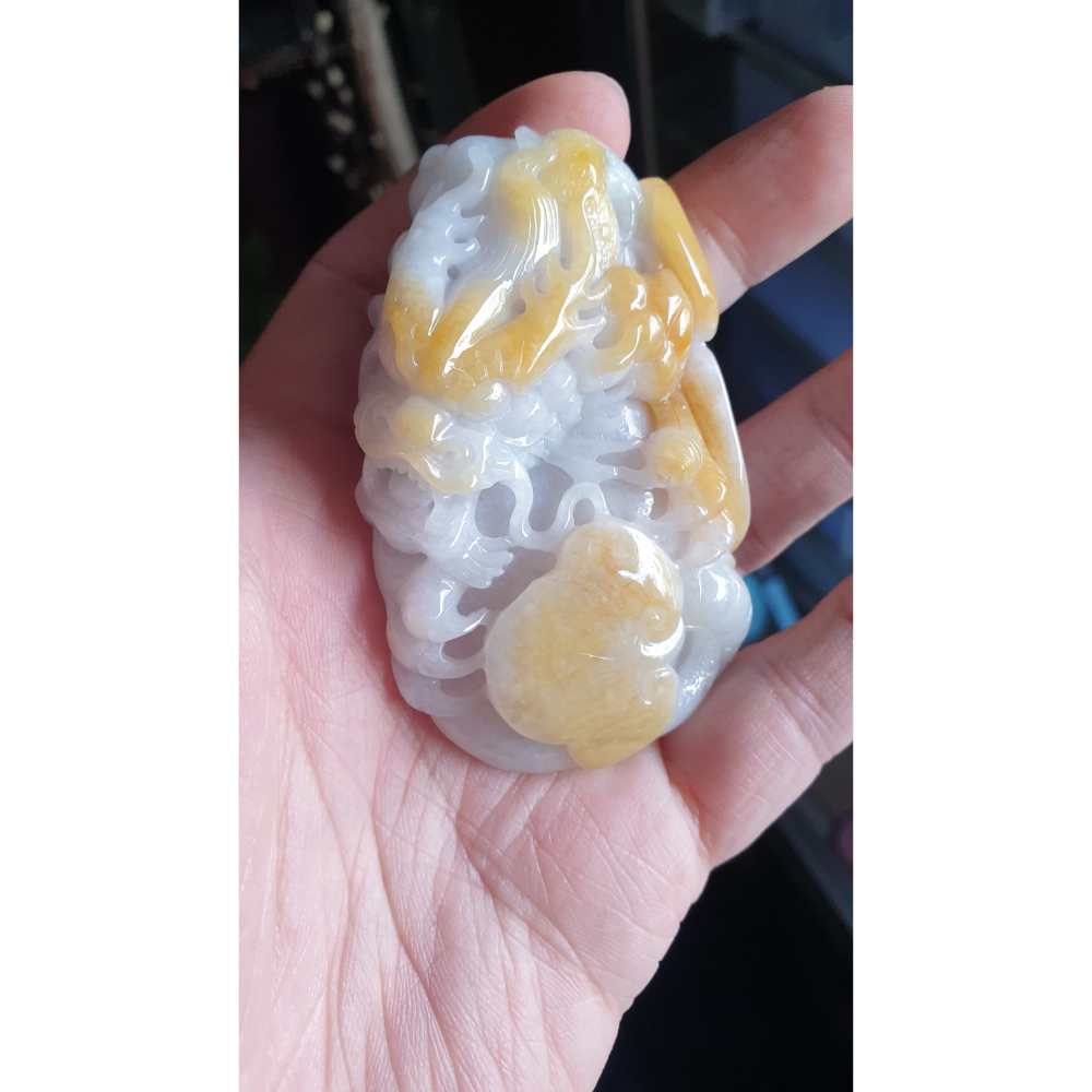 逸品軒~天然緬甸玉A貨-R2168-小三彩如意龍牌墜子 長76.5mm寬50mm厚20.2mm 糯種，顏色漂亮。-細節圖6