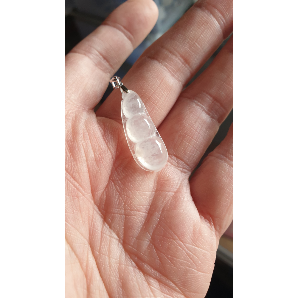 逸品軒~天然緬甸玉A貨-R2196-18K金頭鑲真鑽冰玻種福豆墜子 長28.1mm寬11.2mm厚6mm冰玻種，種水好-細節圖5