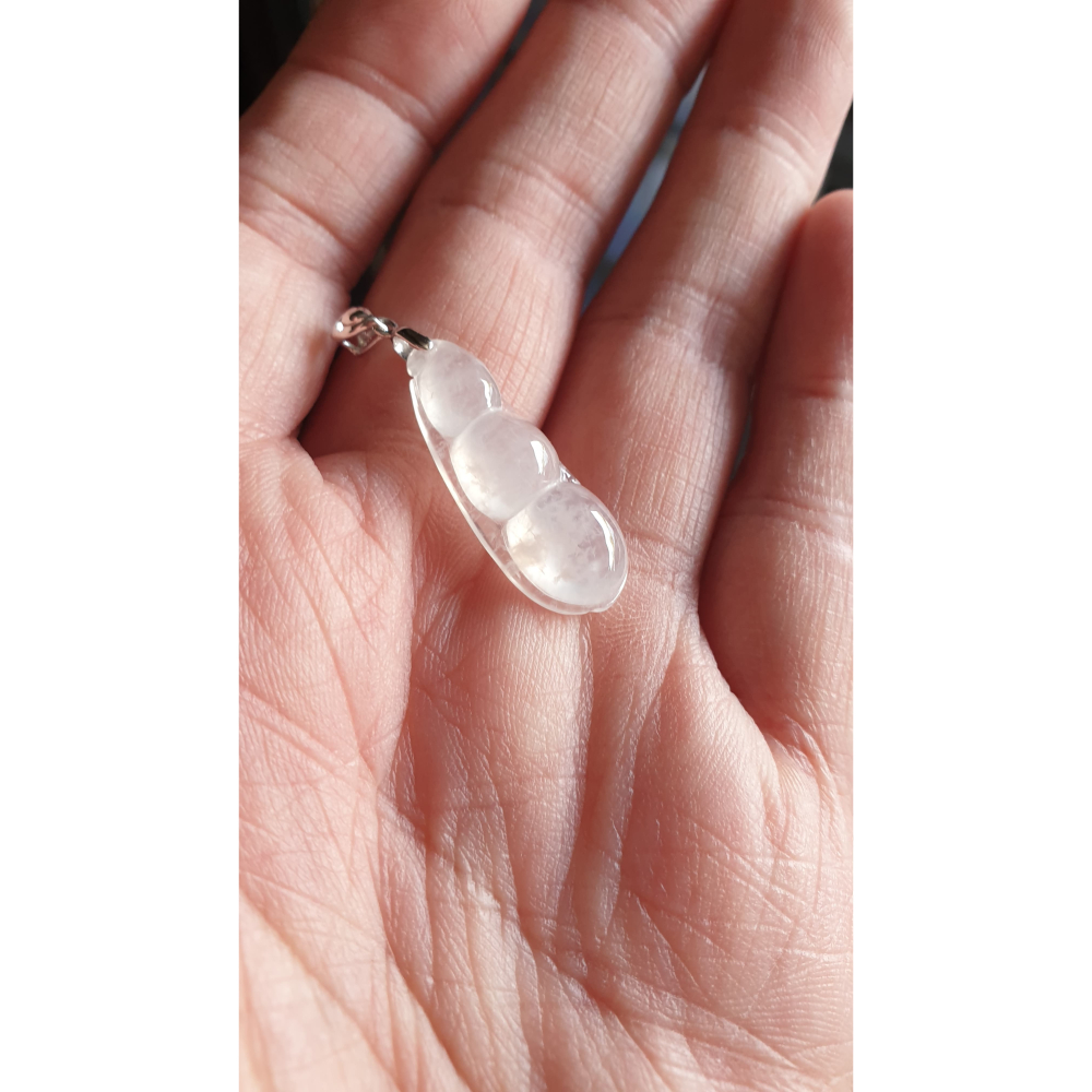 逸品軒~天然緬甸玉A貨-R2196-18K金頭鑲真鑽冰玻種福豆墜子 長28.1mm寬11.2mm厚6mm冰玻種，種水好-細節圖6