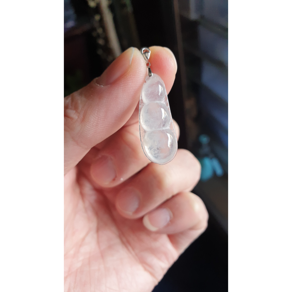 逸品軒~天然緬甸玉A貨-R2196-18K金頭鑲真鑽冰玻種福豆墜子 長28.1mm寬11.2mm厚6mm冰玻種，種水好-細節圖9