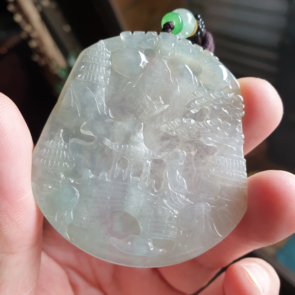 逸品軒~天然緬甸玉A貨-R2225-冰玻種山水貴人墜子(附亞瑟證書) 長55.2mm寬50.9mm厚4.1mm 種水好-細節圖4