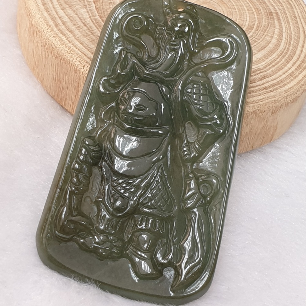 逸品軒～天然緬甸玉A貨-Z6340-冰糯油青關公墜子 長60.8mm寬34.9mm厚5mm-細節圖4