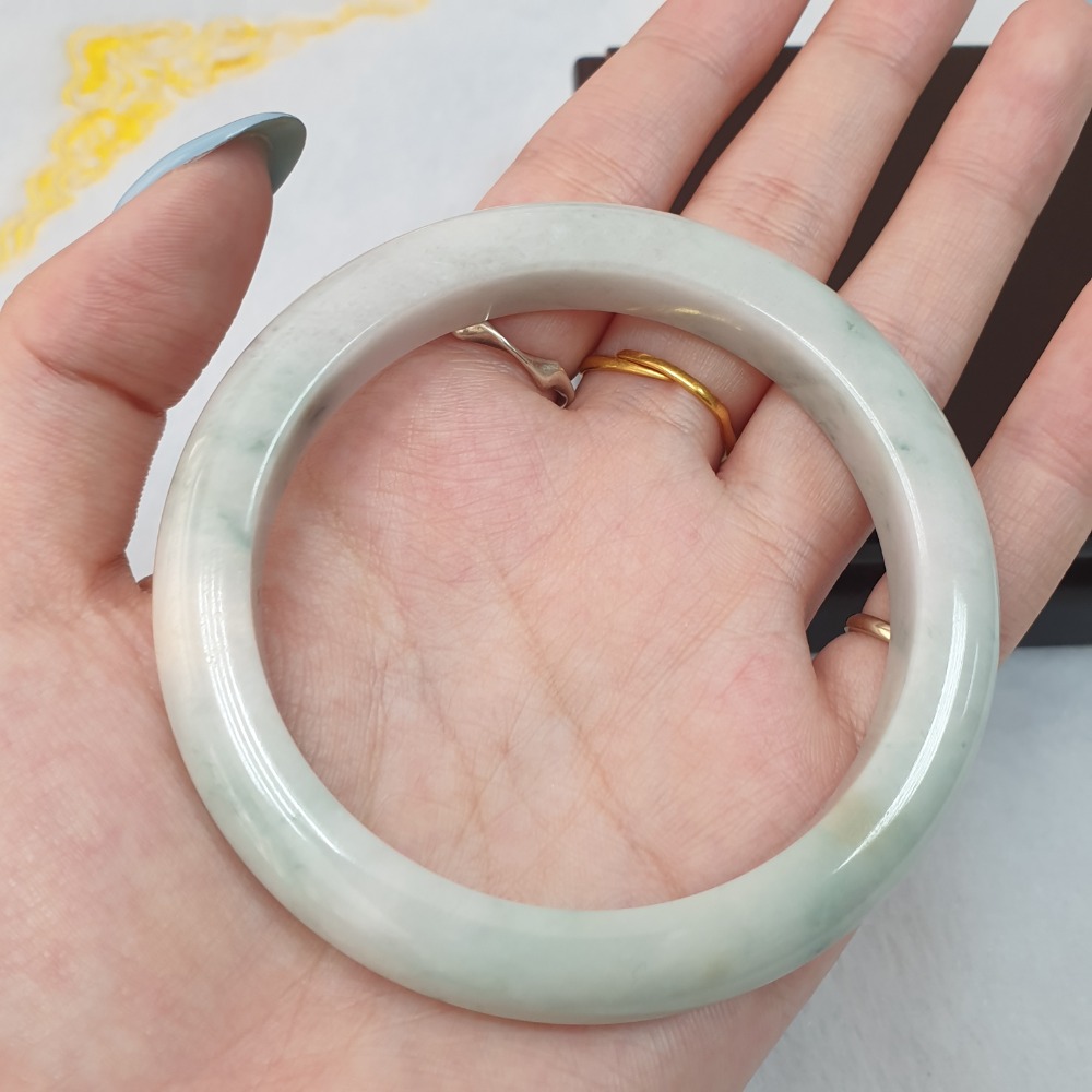逸品軒～天然緬甸玉A貨-B1315-飄花玉鐲 寬9.6mm厚9mm內徑57.5mm約18.3mm-細節圖5