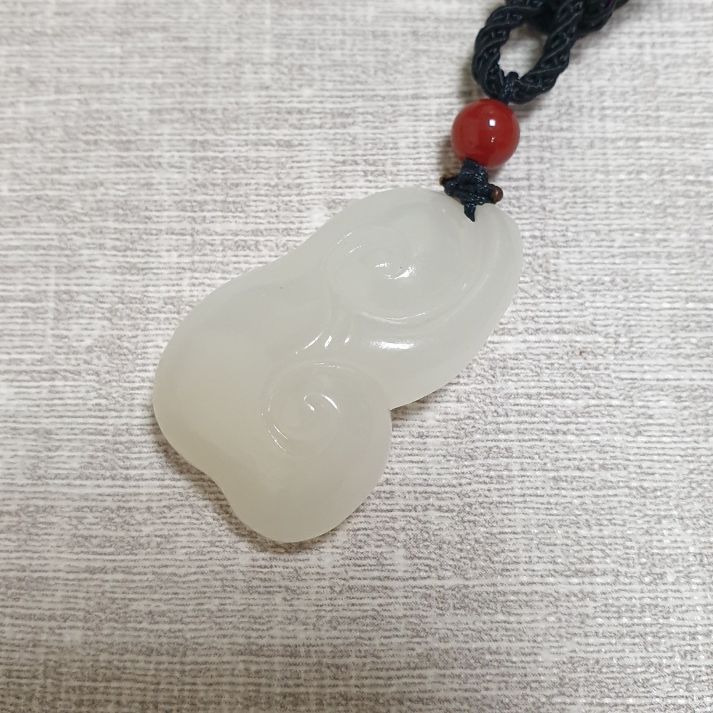 逸品軒～和田玉如意墜子-Z6519 長36.4mm寬22.5mm厚9.6mm-細節圖2