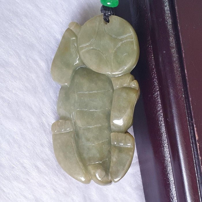 逸品軒～天然緬甸玉A貨-Z6544-黃翡招財貔貅墜子/小擺件 長53.2mm寬28.2mm厚17.5mm-細節圖5