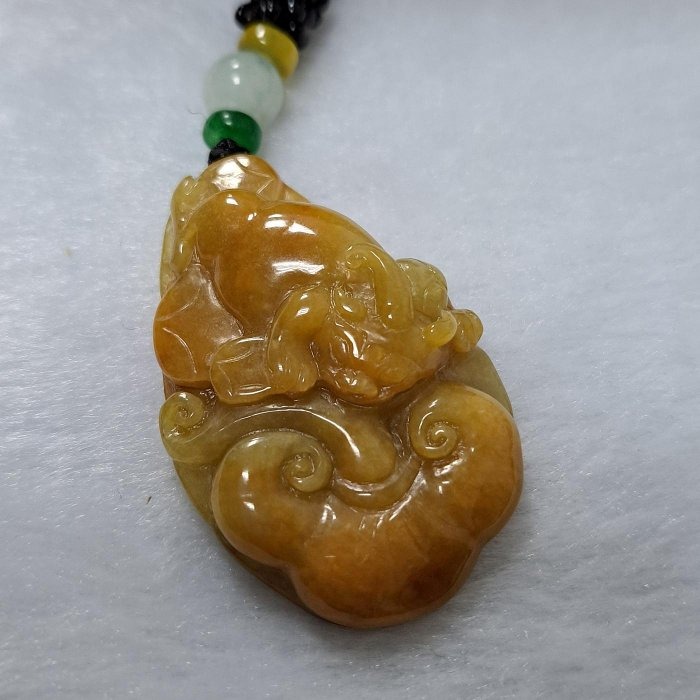 逸品軒～天然緬甸玉A貨-Z6557-黃翡貔貅如意招財墜子 長44.6mm寬28.3mm厚10mm 💰售價1980元-細節圖5