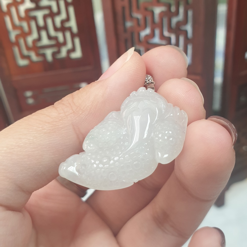 逸品軒～天然緬甸玉A貨-Z6685-冰糯三腳蟾墜子 長30.5mm寬19.2mm厚6.1mm 💰售價1680元-細節圖3