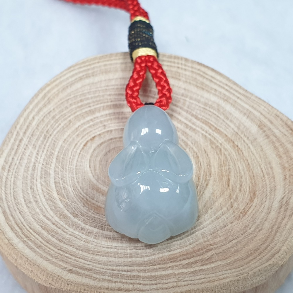 逸品軒~天然緬甸玉A貨-O0454-冰細糯兔子吊飾 長26mm寬16.9mm高12.5mm 💰售價2980元-細節圖4
