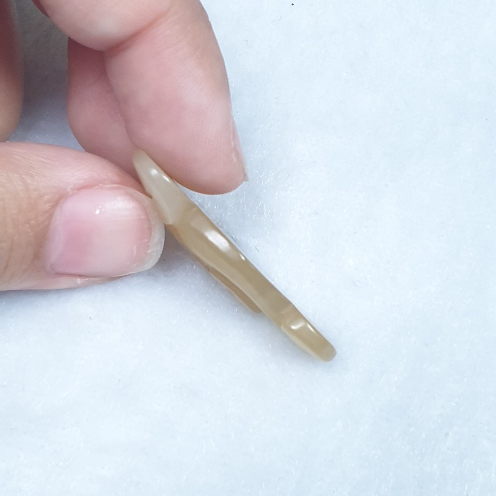 逸品軒～天然和田玉-O0457-和田玉如意吊飾/掛件/包掛 長33.2mm寬18.7mm厚4.8mm 💰售價1200元-細節圖3