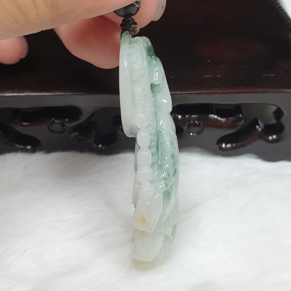 逸品軒~天然緬甸玉A貨-Z6734-細糯飄花鳳凰墜子-  長約53.9mm寬約28.3mm  厚約10.7mm-細節圖2